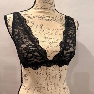 Frederick’s of Hollywood lace bra